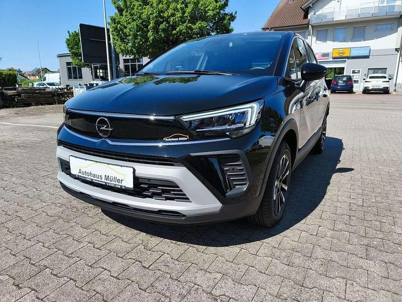 Gebraucht Opel Crossland Elegance 131 PS (96 kW) 2023 Lackierung schwarz perla nera/ SUV