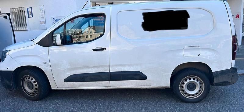 Gebraucht Opel Combo 101 PS (74 kW) 2021 Weiß Van / Kleinbus