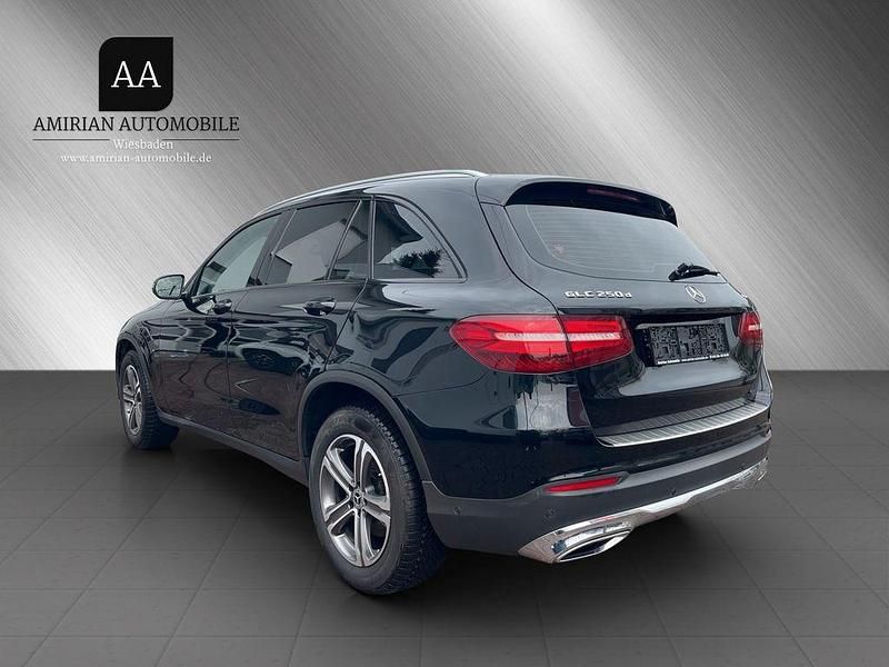 Gebraucht Mercedes GLC250 204 PS (150 kW) 2018 Schwarz SUV