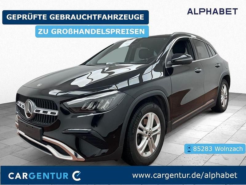 Nachtschwarz Gebraucht 2023 Mercedes GLA180 Progressive SUV | 31.597 € (Fairer Preis) - Bild 1/2