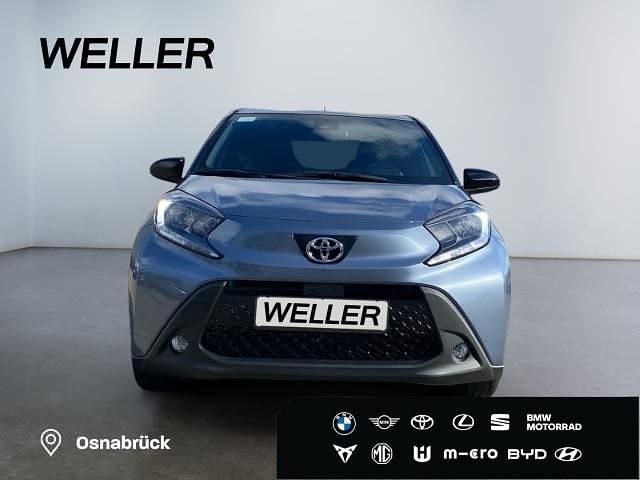Neu Toyota Aygo X 72 PS (52 kW) 2025 Juniper blue (8y8)/ black mica SUV
