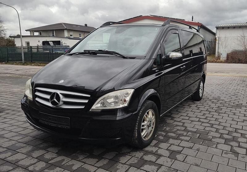 Gebraucht Mercedes Viano 163 PS (119 kW) 2011 Schwarz Van / Kleinbus