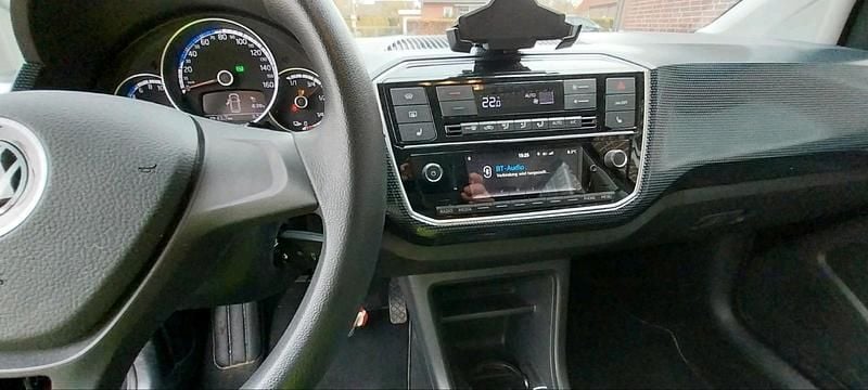 Usata VW e-up! 63 kW (86 CV) 2021 Nero Utilitaria
