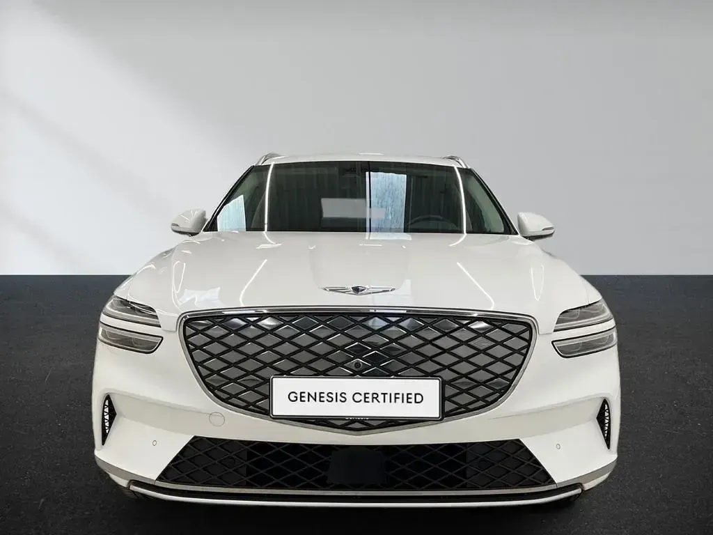 Second-hand Genesis GV70 Sport 359 kW (489 CP) 2022 Alb SUV