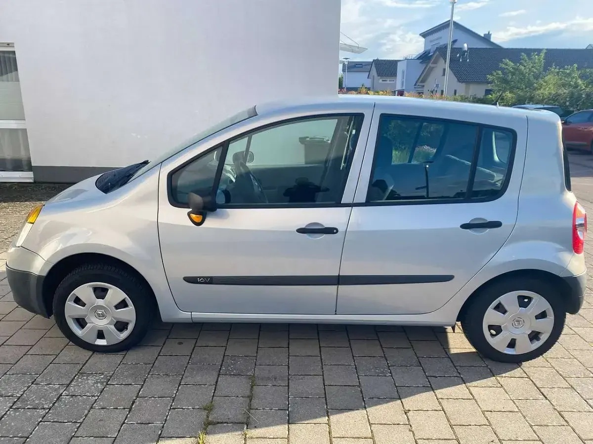 Gebraucht Renault Modus Authentique 75 PS (55 kW) 2006 Grau Van / Kleinbus