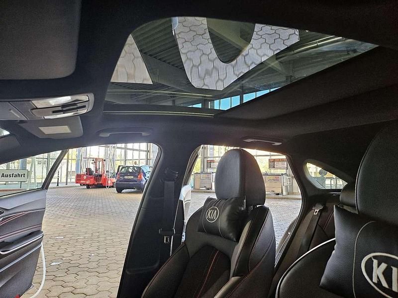 Gebraucht Kia ProCeed GT 204 PS (150 kW) 2023 Grau Kombi