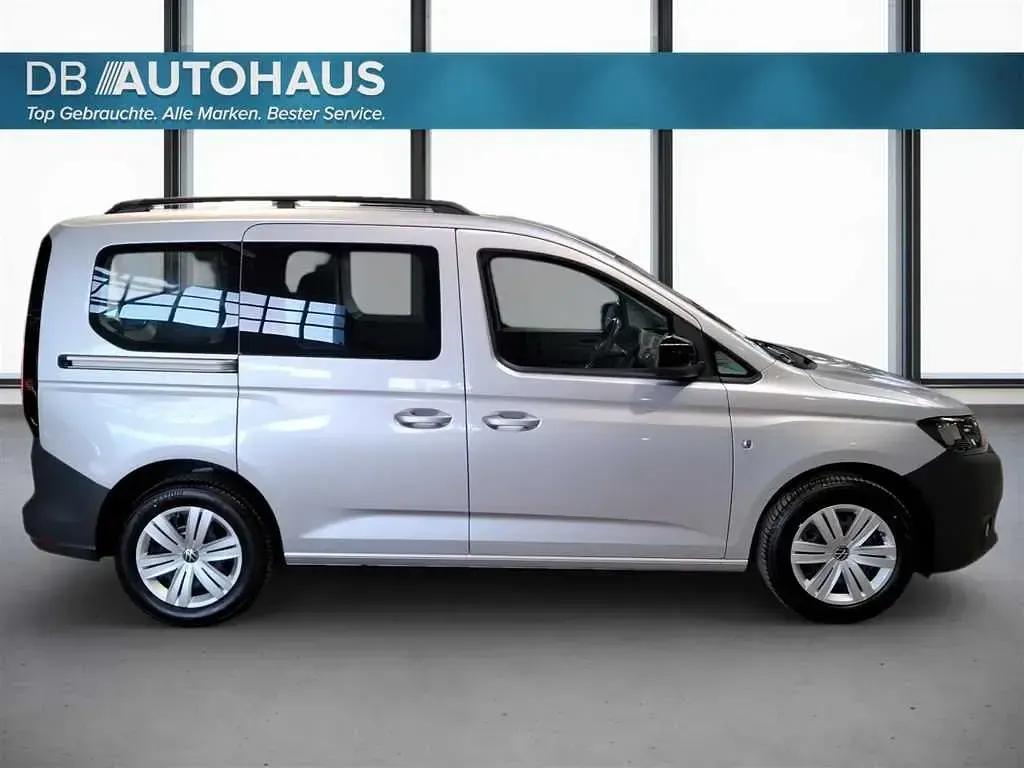 Gebraucht VW Caddy 114 PS (83 kW) 2023 Silber Van / Kleinbus