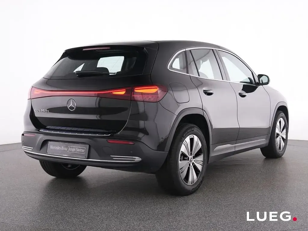 Gebraucht Mercedes EQA250+ Progressive 139 kW (190 PS) 2025 Schwarz SUV