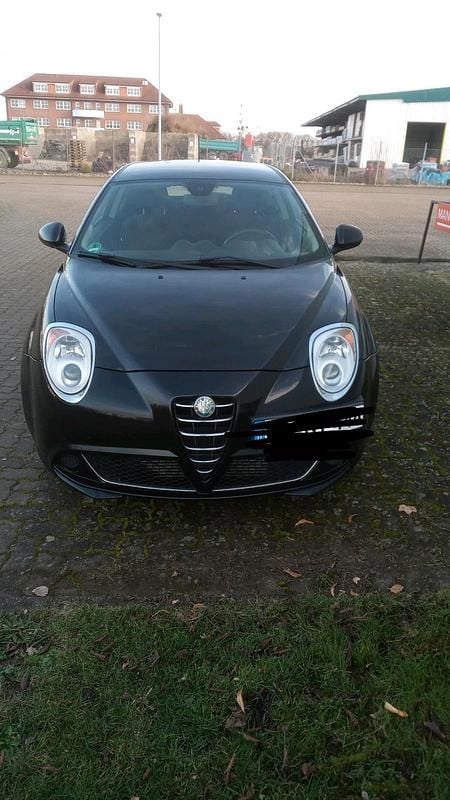 Schwarz Gebraucht 2010 Alfa Romeo MiTo Turismo Kleinwagen | 1.350 € - Bild 1/4