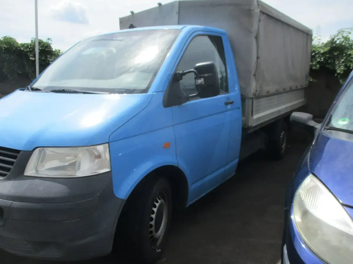 Gebraucht VW T5 105 PS (77 kW) 2004 Blau Van