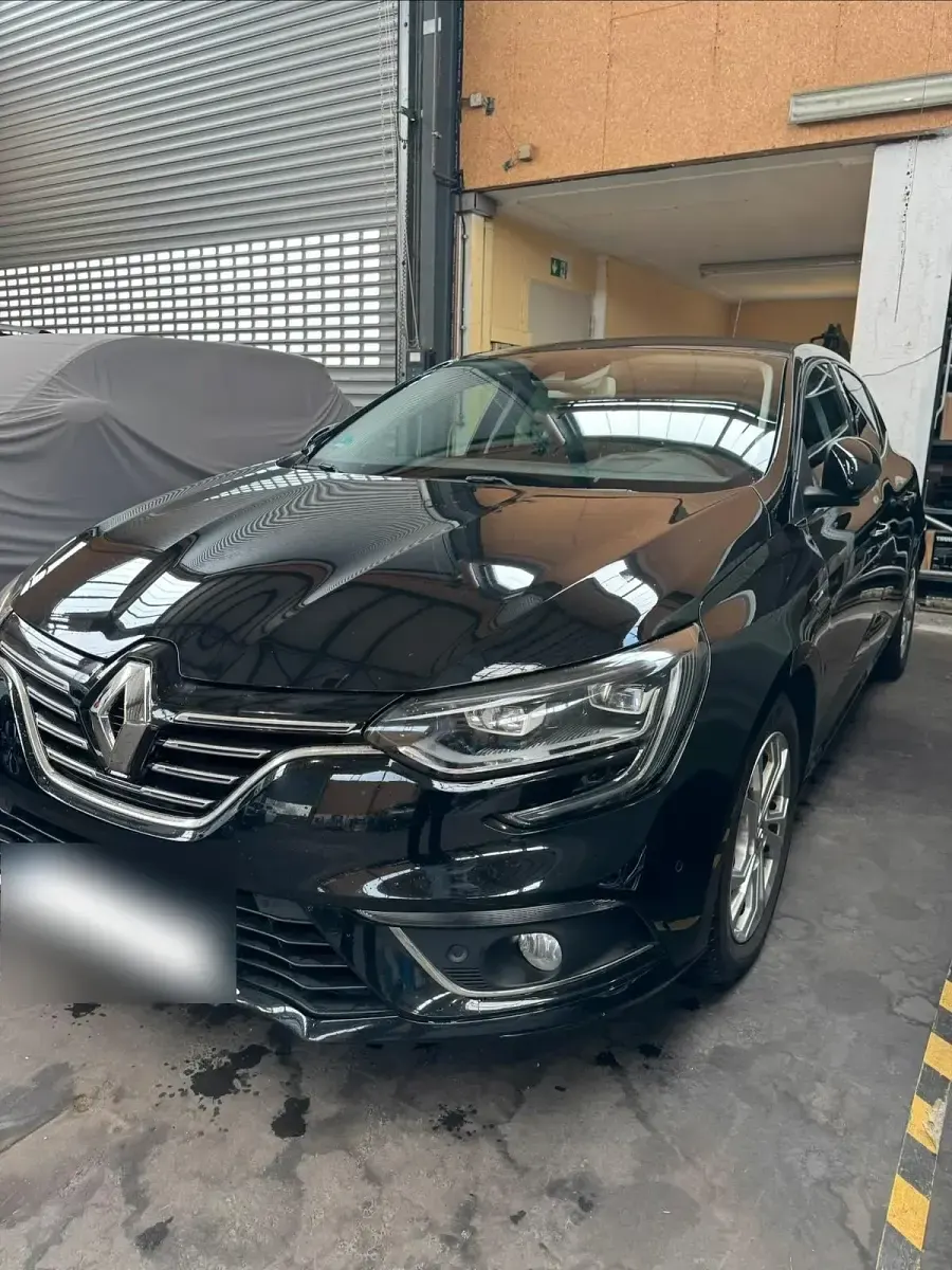 Gebraucht Renault Mégane IV 159 PS (116 kW) 2019 Schwarz Limousine
