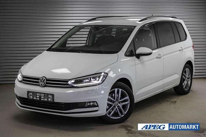 Neu VW Touran 150 PS (110 kW) 2026 Pure white Van / Kleinbus