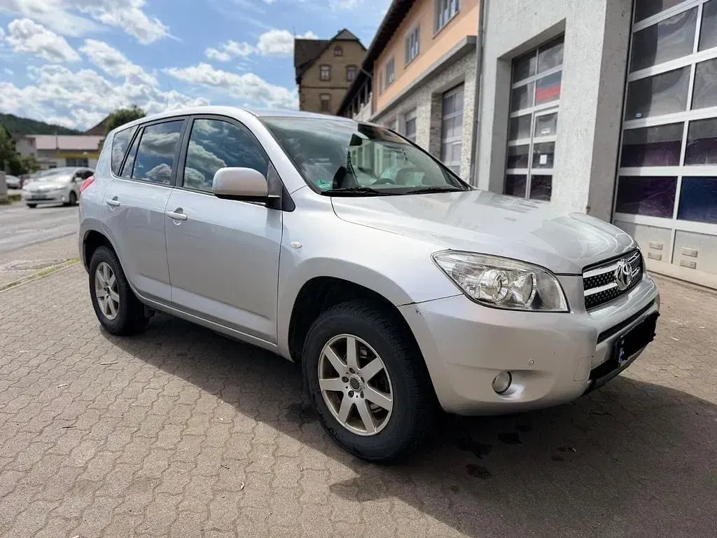 Gebraucht Toyota RAV4 Team 152 PS (111 kW) 2008 Silber SUV