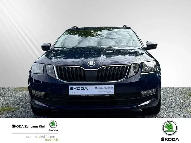 Gebraucht Skoda Octavia Clever 116 PS (85 kW) 2018 Blau Kombi
