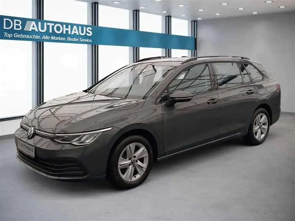 Gebraucht VW Golf VIII Life 110 PS (80 kW) 2022 Kombi