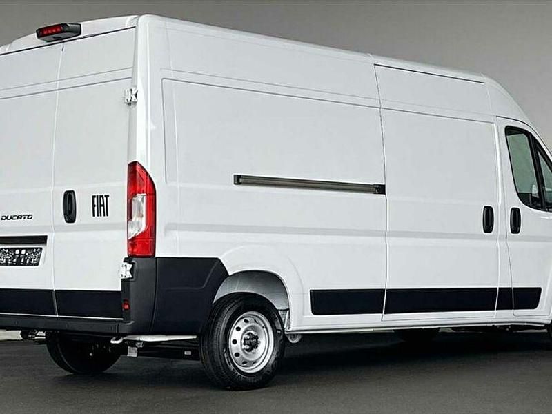 Gebraucht Fiat Ducato 140 PS (102 kW) 2024 Weiß Van