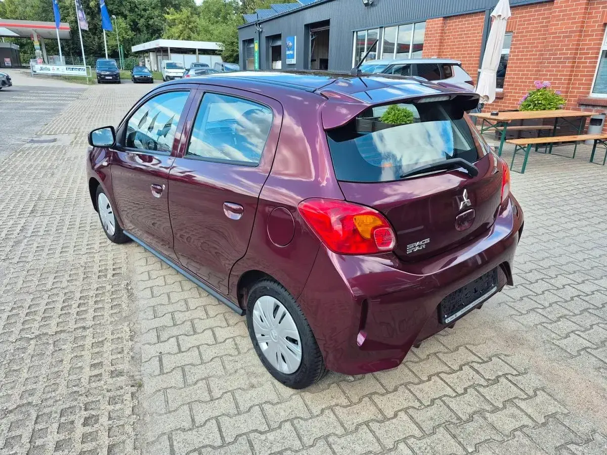 Gebraucht Mitsubishi Space Star Select 71 PS (52 kW) 2023 Rot Kleinwagen