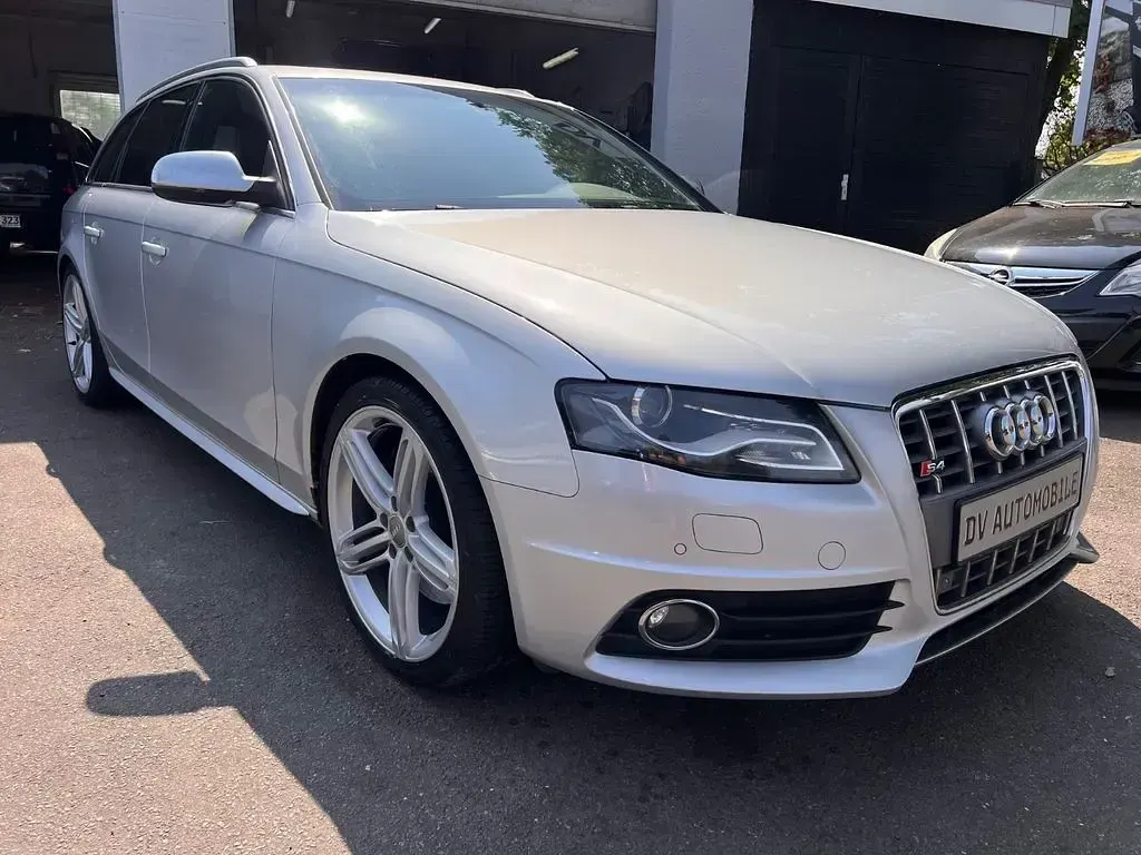 Gebraucht Audi S4 Sport 333 PS (244 kW) 2010 Eissilber metallic Kombi
