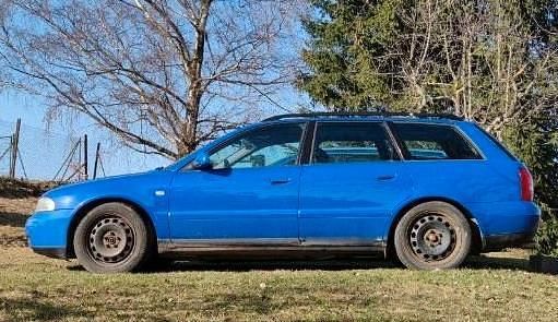 Gebraucht Audi A4 125 PS (91 kW) 1999 Blau Kombi