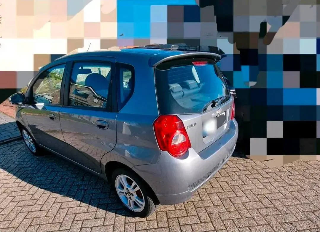Używany Chevrolet Aveo 101 KM (74 kW) 2009 Srebrny Hatchback