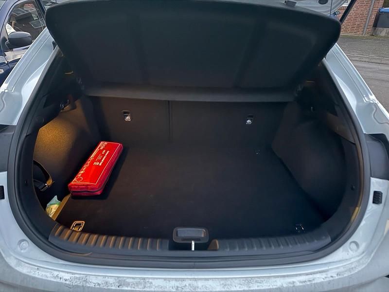 Gebraucht Kia XCeed 120 PS (88 kW) 2023 Weiß SUV