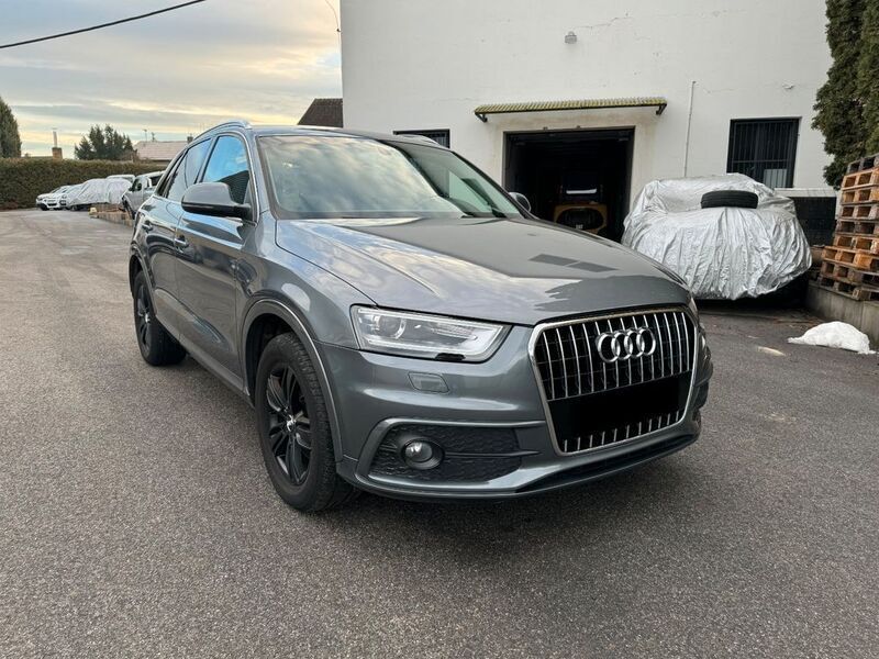 Grau Gebraucht 2012 Audi Q3 SUV | 13.300 € (Fairer Preis) - Bild 1/4