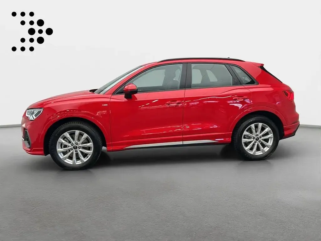 Gebraucht Audi Q3 S-Line 190 PS (139 kW) 2023 Tangorot metallic SUV