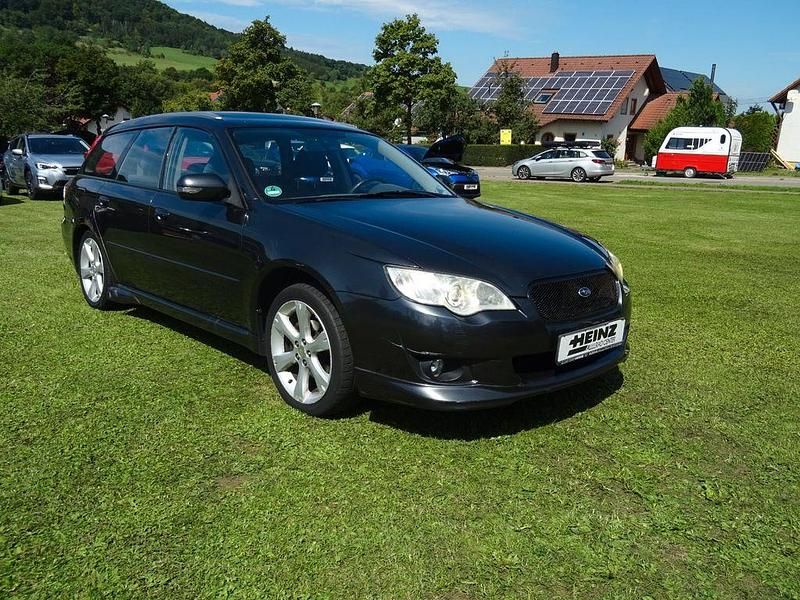 Grau Gebraucht 2006 Subaru Outback Active SUV | 1.600 € - Bild 1/4