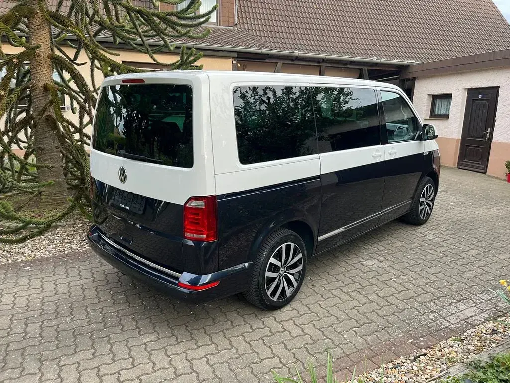 Używany VW T6 Generation Six 204 KM (150 kW) 2018 Czarny Van