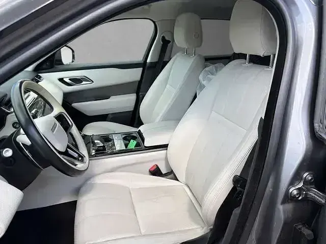 Gebraucht Land Rover Range Rover Velar S 253 PS (186 kW) 2022 Eiger grey SUV