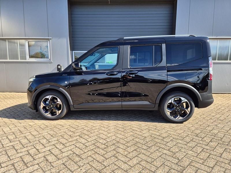 Neu Ford Tourneo Courier Active 125 PS (91 kW) 2026 Agate black metallic Van / Kleinbus