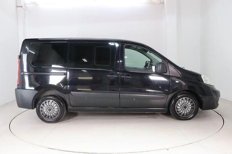 Gebraucht Peugeot Expert 90 PS (66 kW) 2011 Schwarz Van