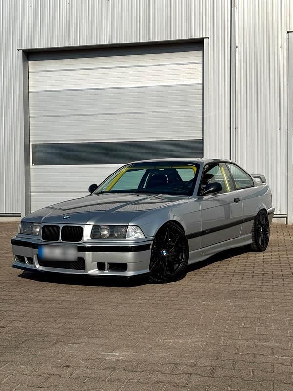 Gebraucht BMW 325 Performance 210 PS (154 kW) 1993 Silber Coupé