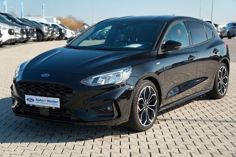 Usata Ford Focus ST-Line 125 CV (91 kW) 2022 Nero Berlina