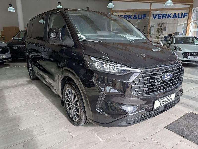 Neu Ford Tourneo Titanium X 170 PS (125 kW) 2026 Obsidianschwarz Van / Kleinbus