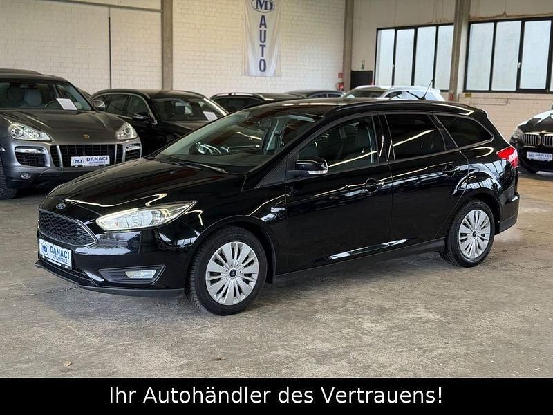 Gebraucht Ford Focus Business Edition 101 PS (74 kW) 2017 Schwarz Limousine