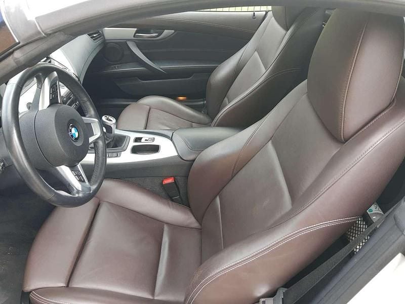 Gebraucht BMW Z4 184 PS (135 kW) 2012 Weiß Cabrio