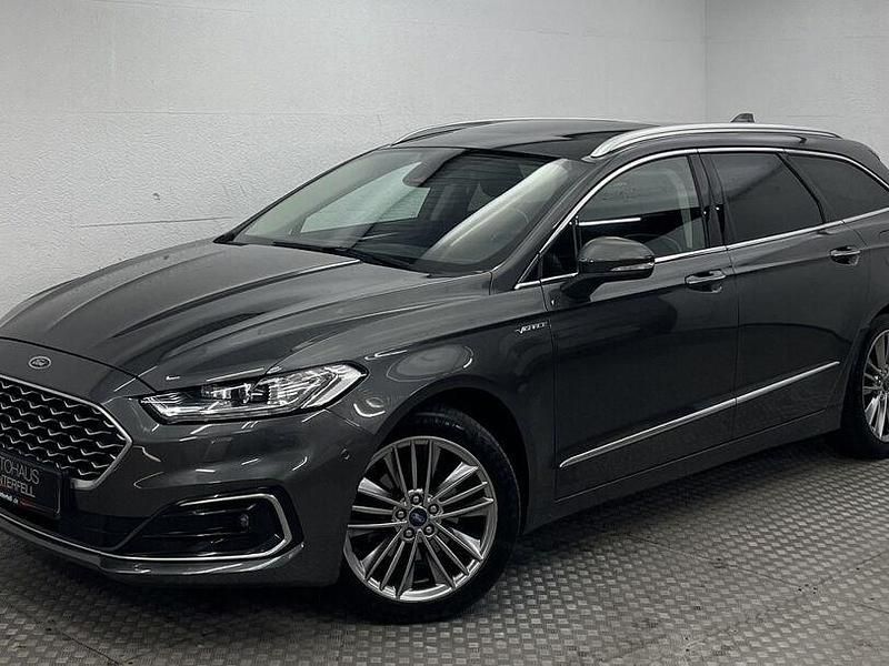 Magnetic grau (metallic) Gebraucht 2022 Ford Mondeo Vignale Kombi | 28.900 € (Etwas zu teuer) - Bild 1/4