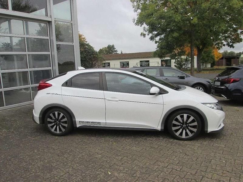 Gebraucht Honda Civic Lifestyle 141 PS (103 kW) 2014 Weiß Limousine