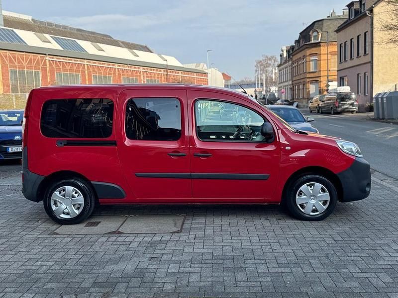 Gebraucht Renault Kangoo 109 PS (80 kW) 2014 Rot Van / Kleinbus