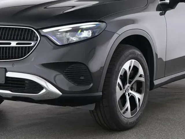 Gebraucht Mercedes GLC300e 313 PS (230 kW) 2025 Metalliclack graphitgrau SUV