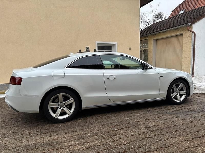 Gebraucht Audi A5 218 PS (160 kW) 2016 Weiß Coupé