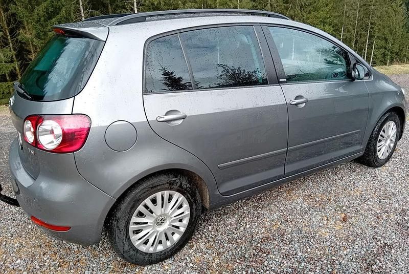 Gebraucht VW Golf Plus Cross Style 122 PS (89 kW) 2011 Grau Van / Kleinbus