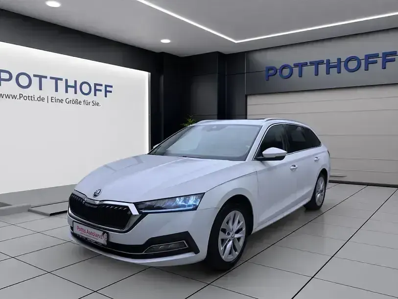 Gebraucht Skoda Octavia Style 150 PS (110 kW) 2023 Weiss Kombi