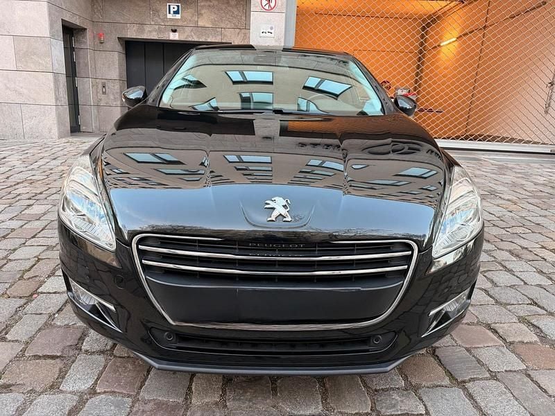 Gebraucht Peugeot 508 156 PS (114 kW) 2012 Schwarz Limousine