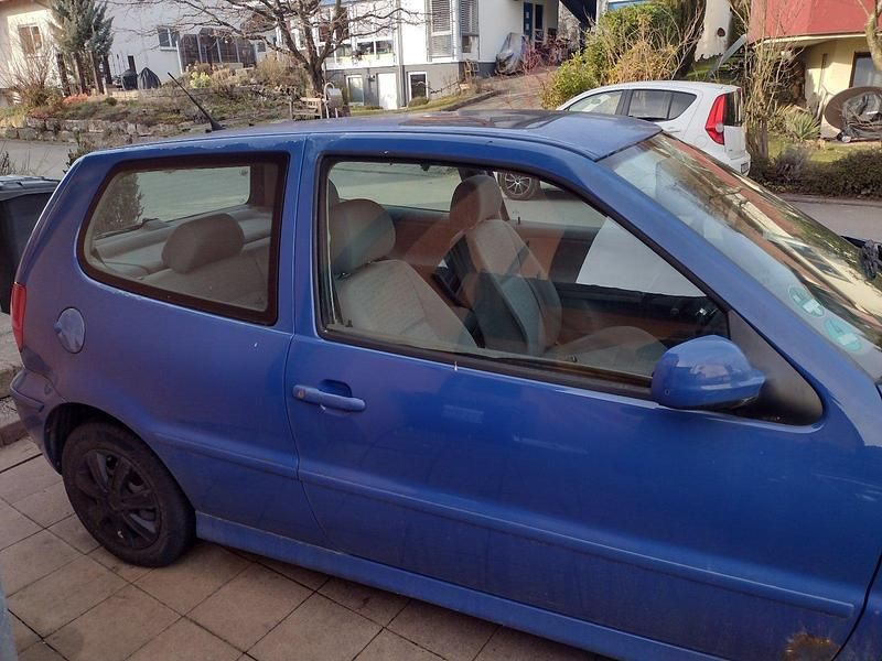 Gebraucht VW Polo 60 PS (44 kW) 2001 Blau Kleinwagen