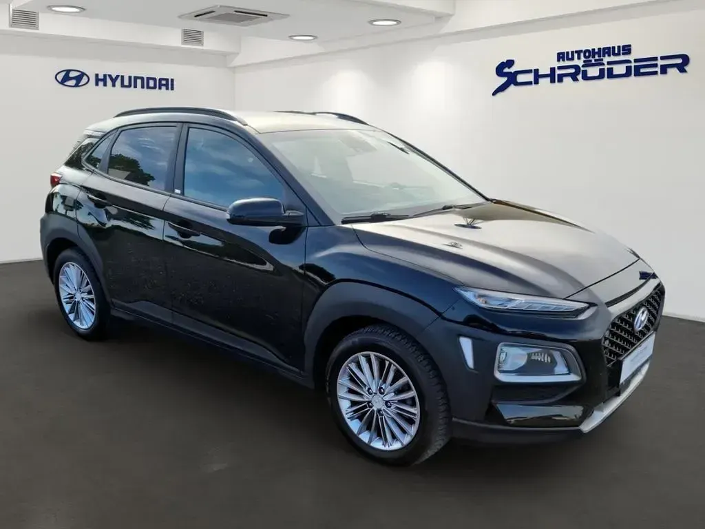 Gebraucht Hyundai Kona YES! 120 PS (88 kW) 2019 Phantom black / mic SUV