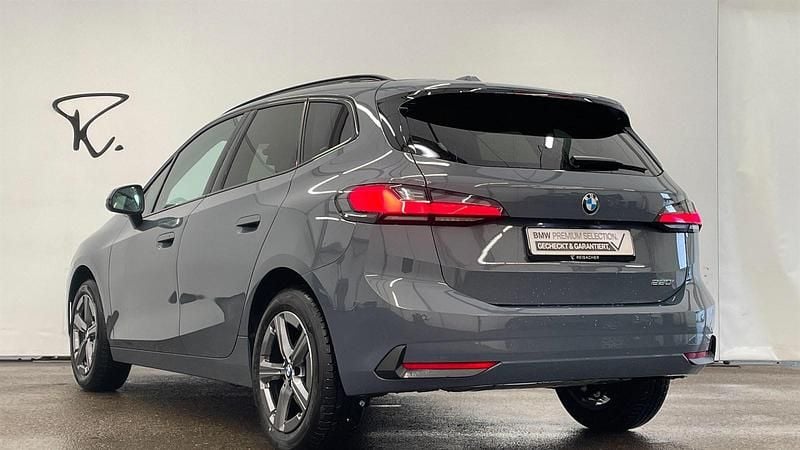 Gebraucht BMW 220 Active Tourer Efficient Dynamics 156 PS (114 kW) 2025 Sparkling kupfergrau metallic Van / Kleinbus