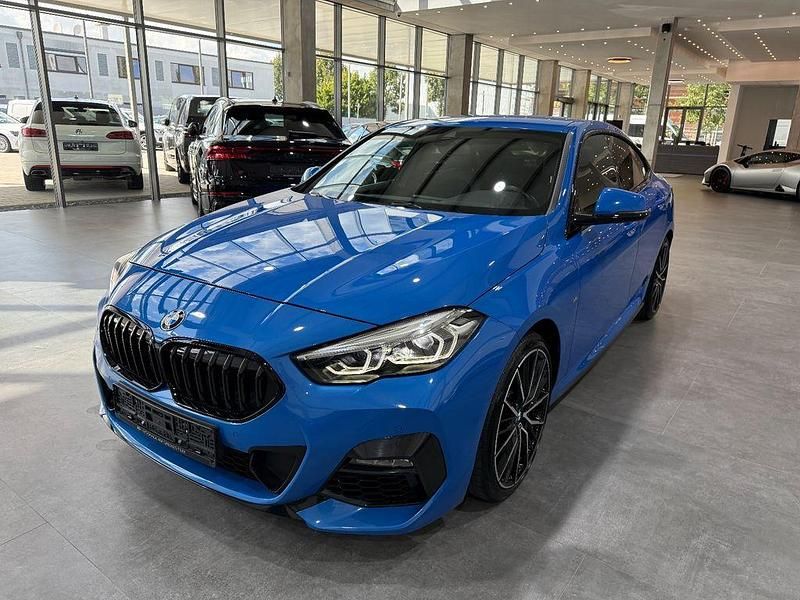 Blau Gebraucht 2024 BMW 218 M Sport Coupé | 29.900 € (Fairer Preis) - Bild 1/4