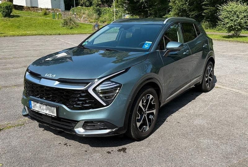 Grau Gebraucht 2023 Kia Sportage 3 SUV | 31.200 € (Guter Preis) - Bild 1/4
